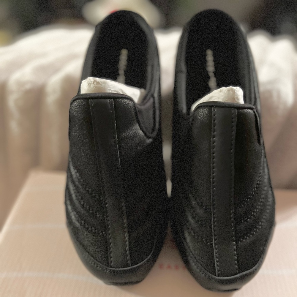 EASY SPIRIT WOMENS MULES, SIZE 6.5, BLACK, NEW IN BOX